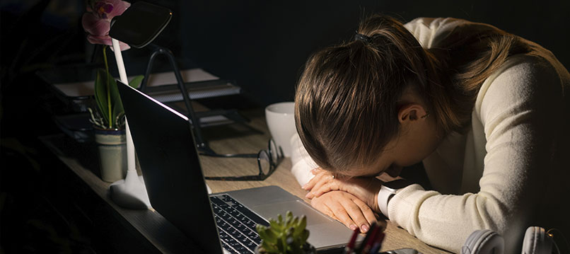 flavia-comitre-interna-imagem-sindrome-de-burnout